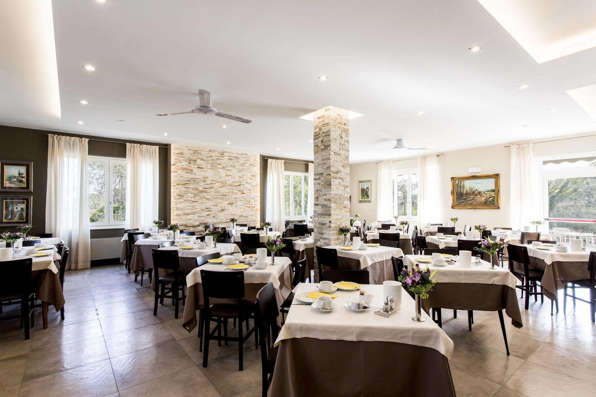 Hotel Sorriso Toscolano Maderno Exterior foto